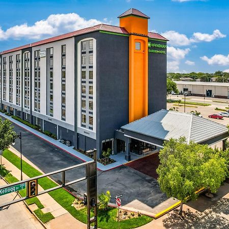 Wyndham Garden Wichita Downtown Hotell Eksteriør bilde