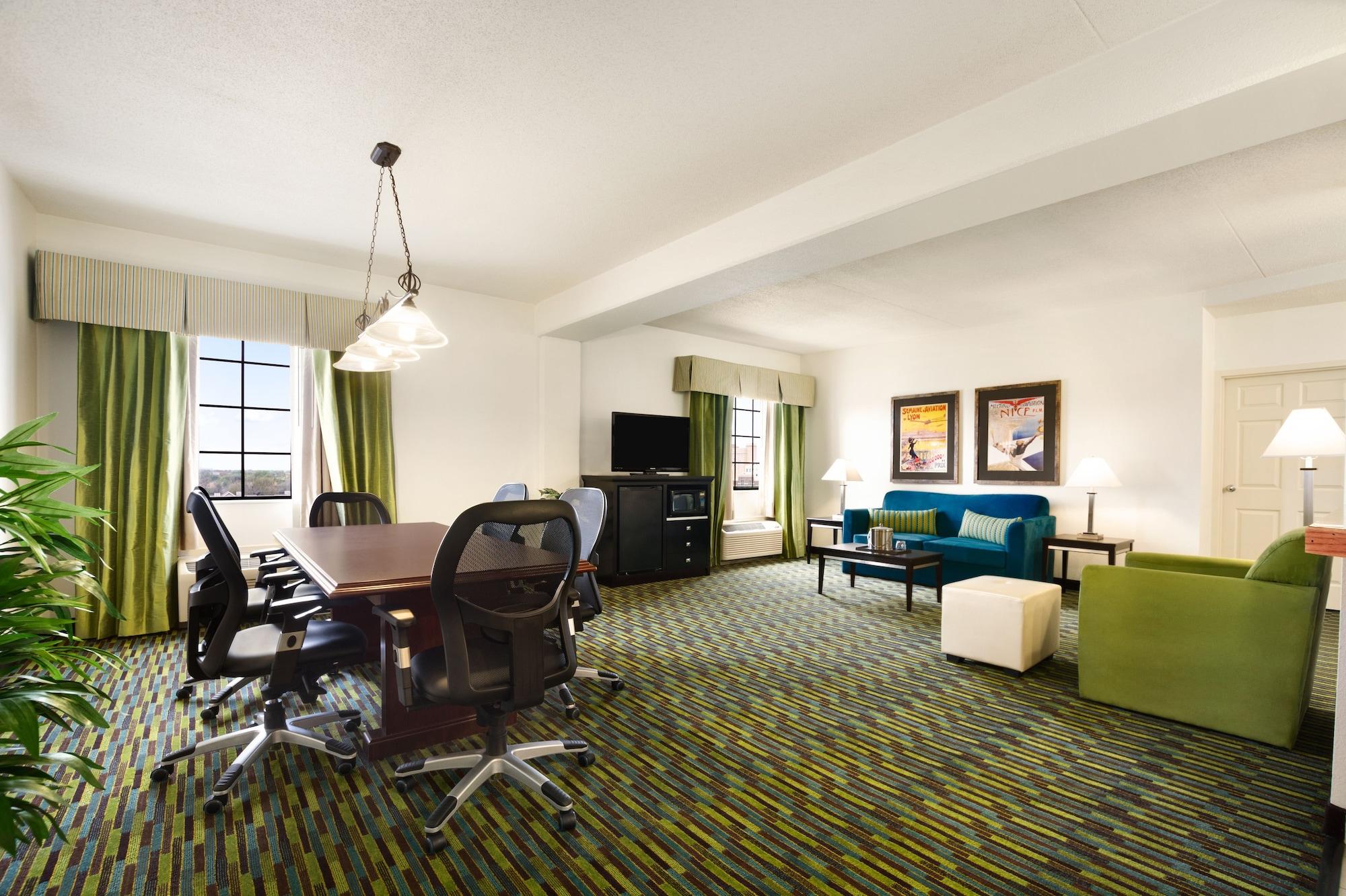 Wyndham Garden Wichita Downtown Hotell Eksteriør bilde