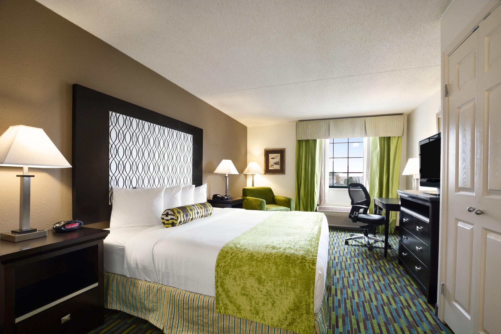 Wyndham Garden Wichita Downtown Hotell Eksteriør bilde